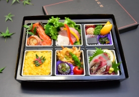 折り詰め　3,300円